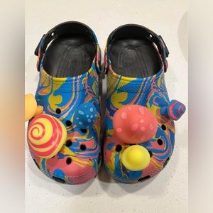 Size W7/M5 Diplo Crocs